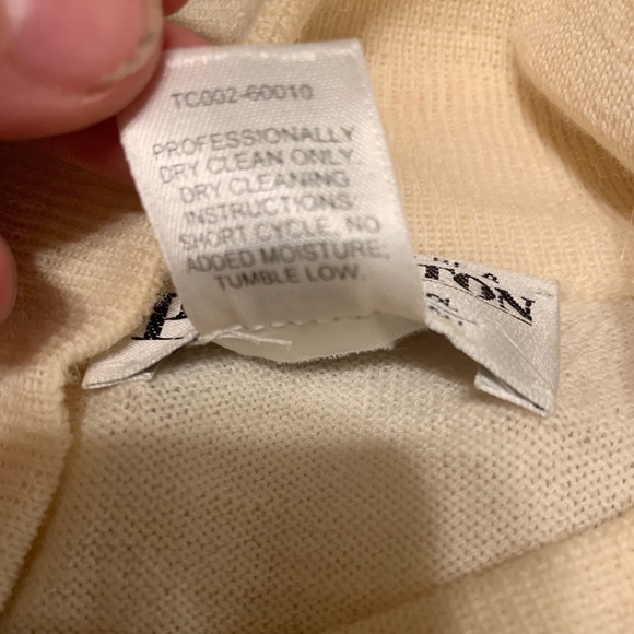 Pendleton Cream Sweater - Picture 6 of 7